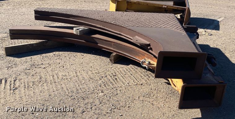 image for item IG9256 1985 Dynapac 624  tile plow