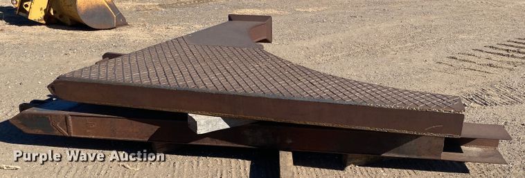 image for item IG9256 1985 Dynapac 624  tile plow