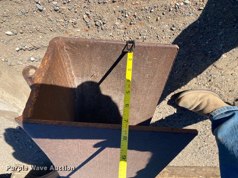 image for item IG9256 1985 Dynapac 624  tile plow