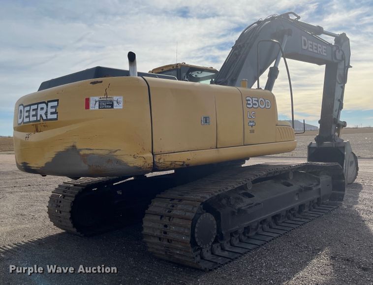 image for item IJ9500 2008 John Deere 350D LC  excavator