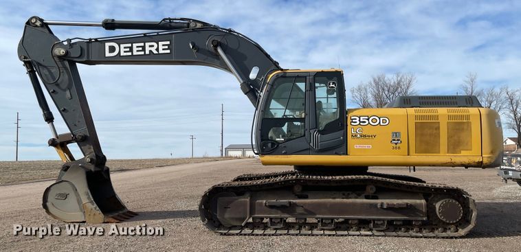 image for item IJ9500 2008 John Deere 350D LC  excavator