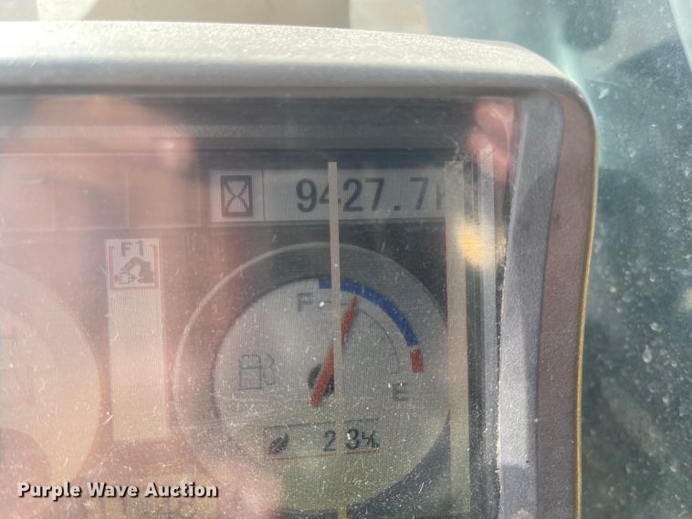 image for item IJ9500 2008 John Deere 350D LC  excavator