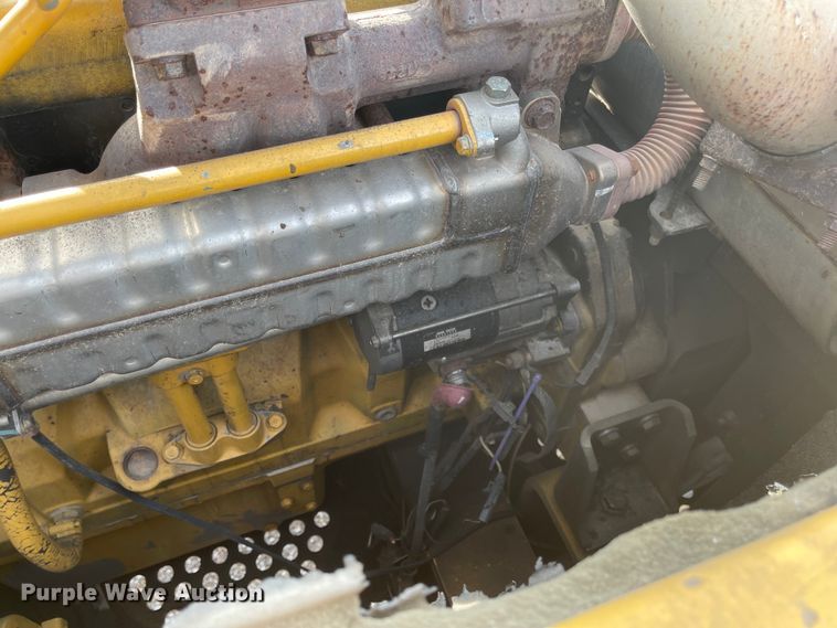 image for item IJ9500 2008 John Deere 350D LC  excavator