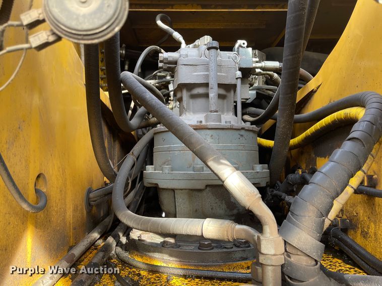 image for item IJ9500 2008 John Deere 350D LC  excavator