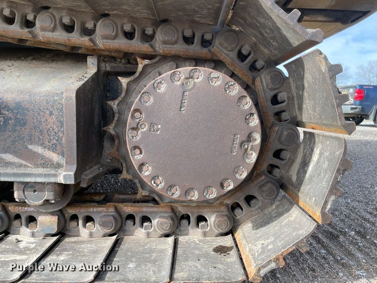 image for item IJ9500 2008 John Deere 350D LC  excavator