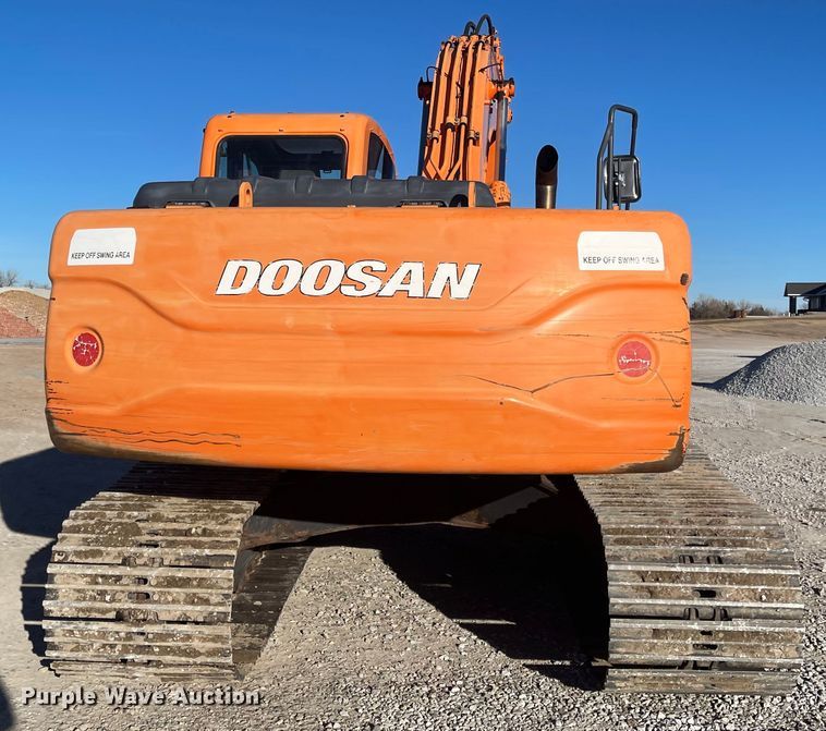 image for item IJ9516 Doosan DX225LC  excavator