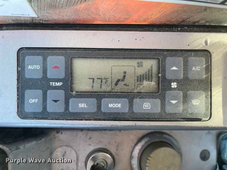 image for item IJ9516 Doosan DX225LC  excavator