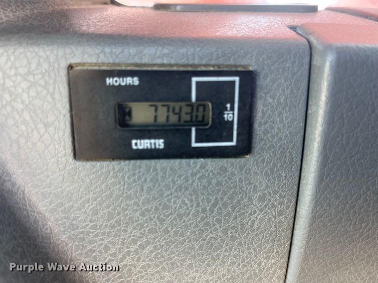 image for item IJ9516 Doosan DX225LC  excavator