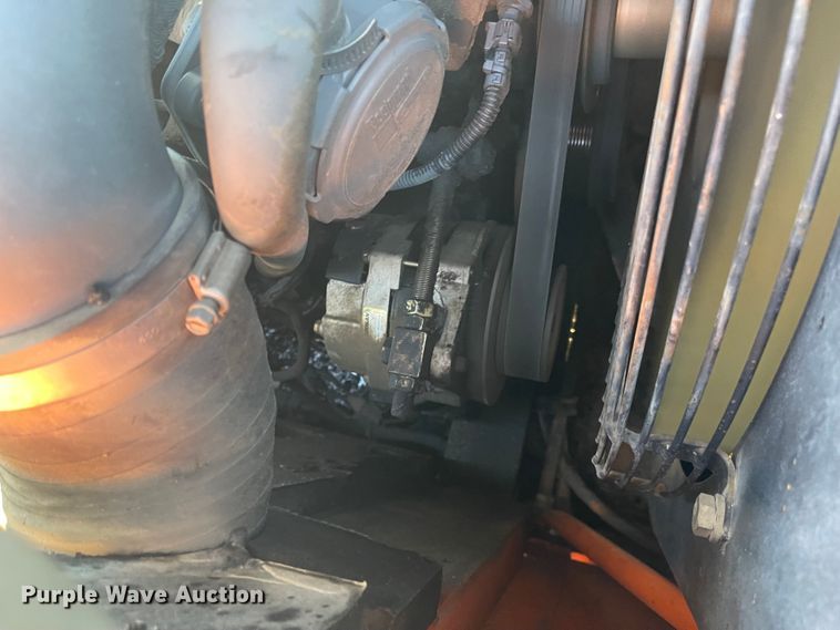 image for item IJ9516 Doosan DX225LC  excavator