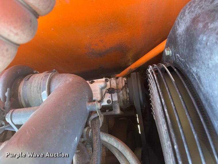 image for item IJ9516 Doosan DX225LC  excavator