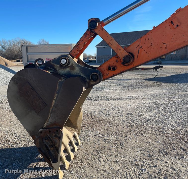 image for item IJ9516 Doosan DX225LC  excavator