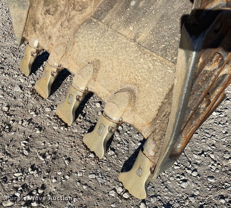 image for item IJ9516 Doosan DX225LC  excavator