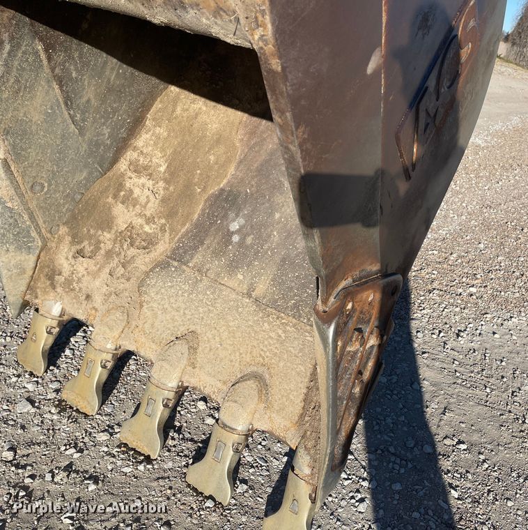 image for item IJ9516 Doosan DX225LC  excavator