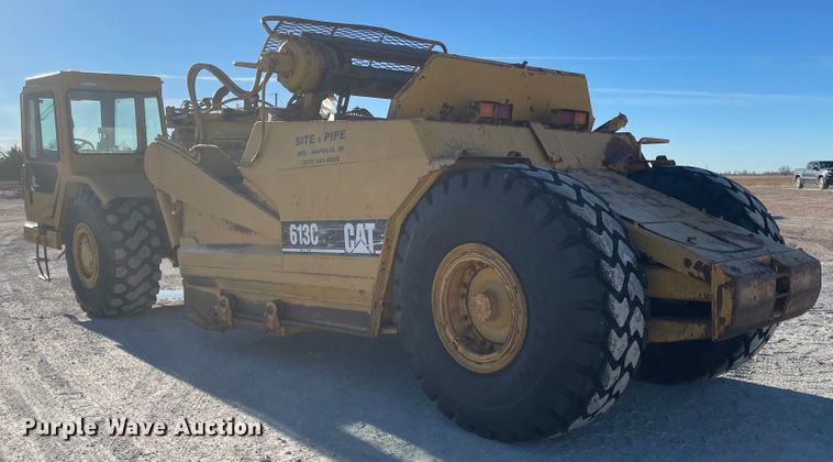 image for item IJ9517 1996 Caterpillar 613C Series II  elevating scraper