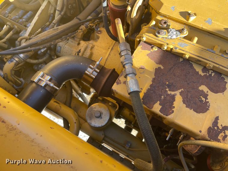 image for item IJ9517 1996 Caterpillar 613C Series II  elevating scraper