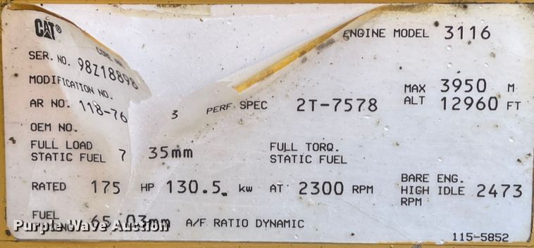 image for item IJ9517 1996 Caterpillar 613C Series II  elevating scraper