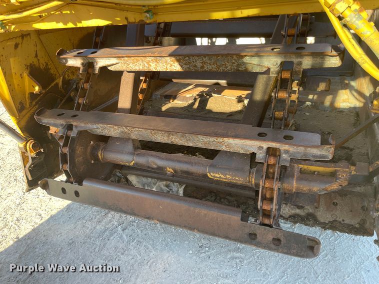 image for item IJ9517 1996 Caterpillar 613C Series II  elevating scraper