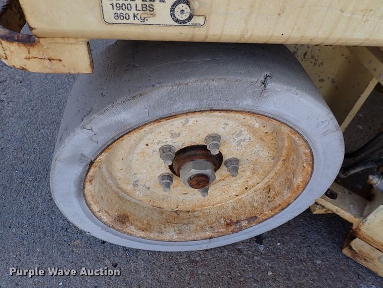 image for item IK9181 JLG 3246E2  scissor lift