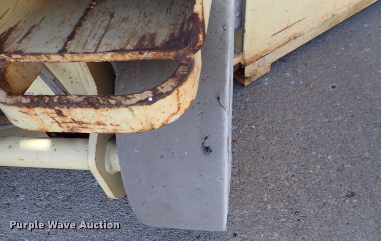 image for item IK9181 JLG 3246E2  scissor lift