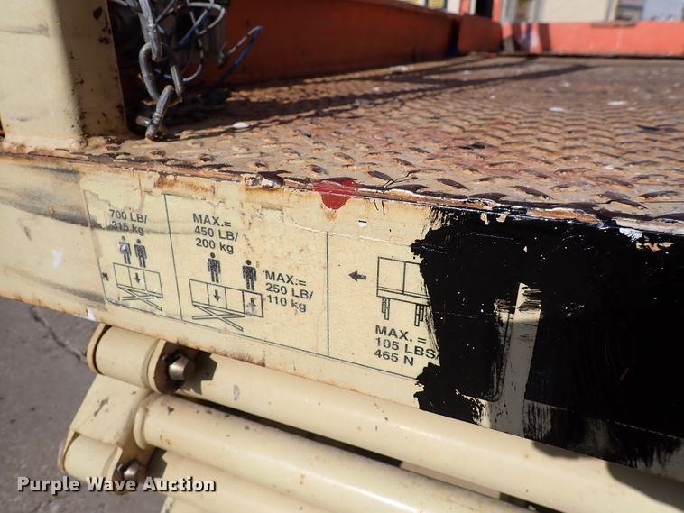 image for item IK9181 JLG 3246E2  scissor lift