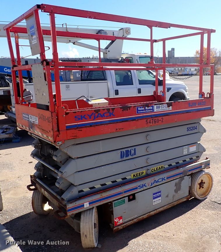 image for item IN9044 2008 Skyjack SJ4632  scissor lift