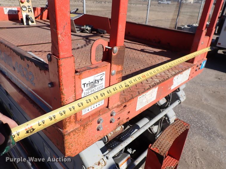 image for item IN9044 2008 Skyjack SJ4632  scissor lift