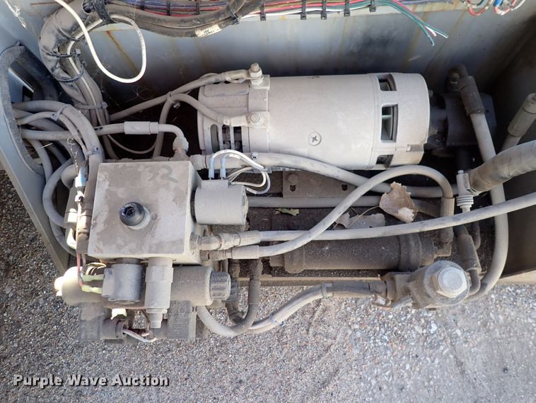 image for item IN9044 2008 Skyjack SJ4632  scissor lift