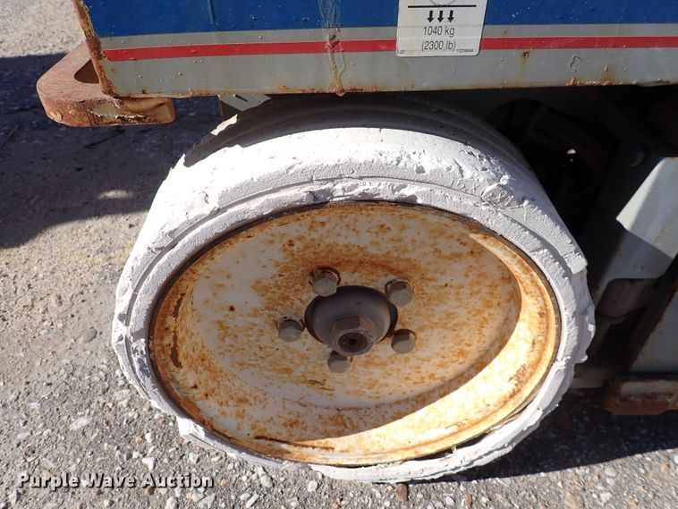 image for item IN9044 2008 Skyjack SJ4632  scissor lift