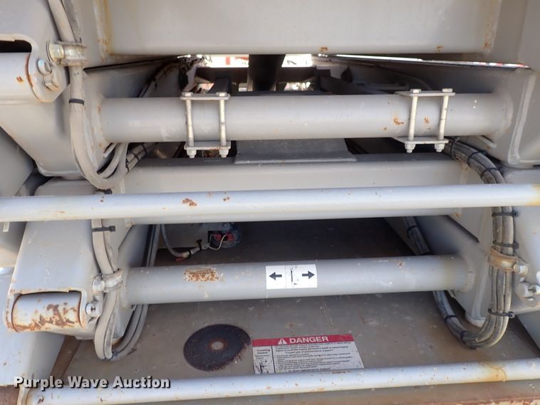 image for item IN9044 2008 Skyjack SJ4632  scissor lift