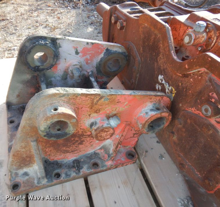 image for item IO9532 NPK  breaker