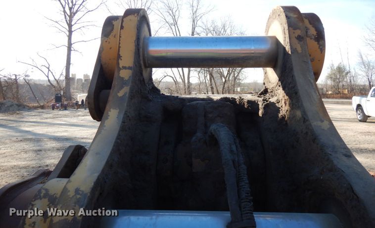 image for item IO9536 Caterpillar 345C/D  bucket