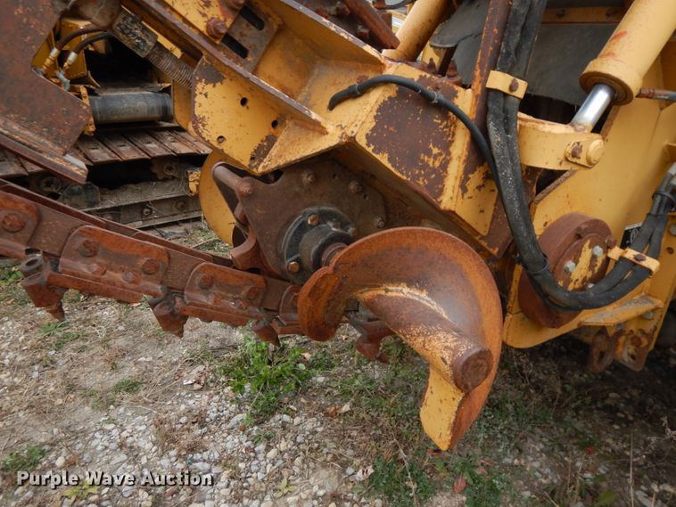 image for item IO9548 1999 Vermeer V8100  trencher