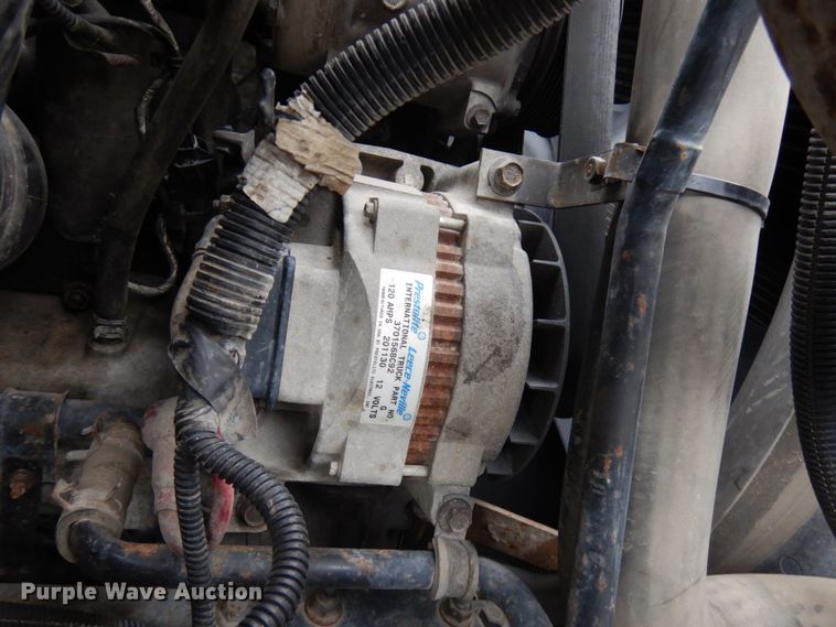 image for item IO9550 2012 International 7400  grapple truck