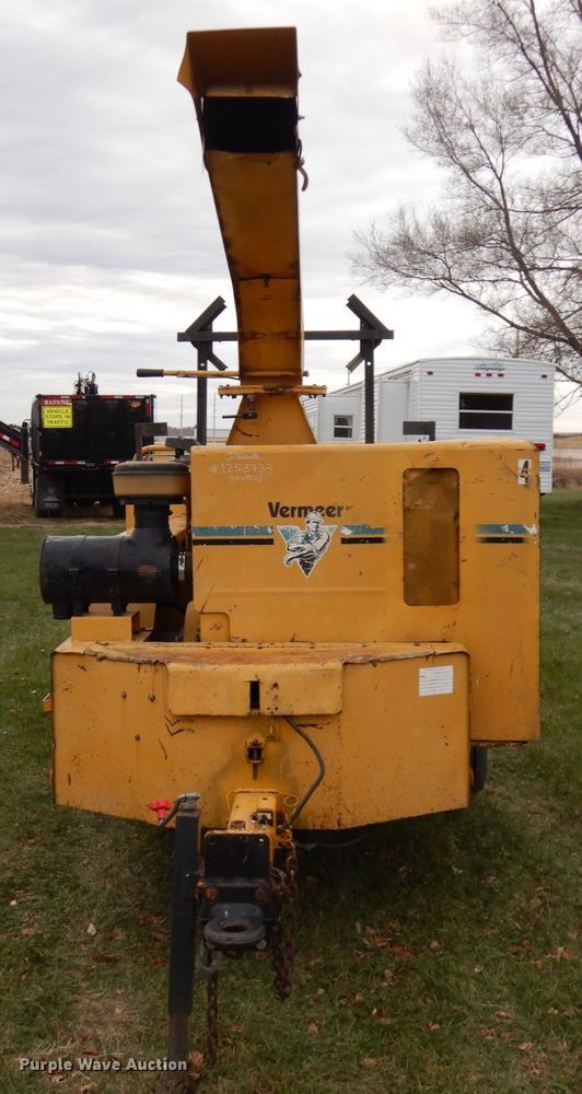 image for item IO9551 Vermeer BC1800A  wood chipper