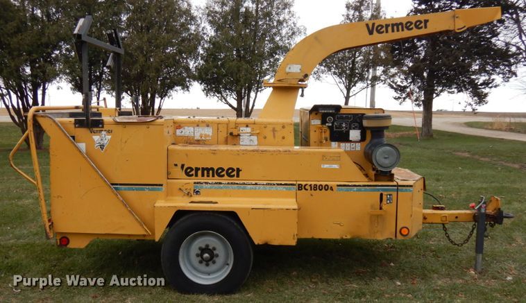 image for item IO9551 Vermeer BC1800A  wood chipper