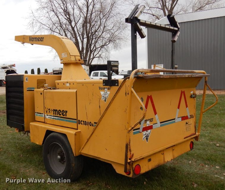 image for item IO9551 Vermeer BC1800A  wood chipper