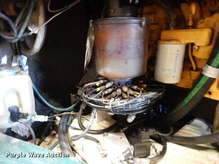 image for item IO9585 Elgin Pelican  street sweeper