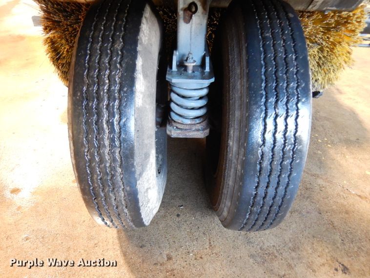 image for item IO9585 Elgin Pelican  street sweeper