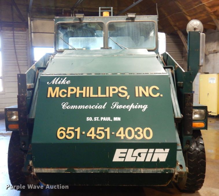 image for item IO9586 Elgin Pelican  street sweeper