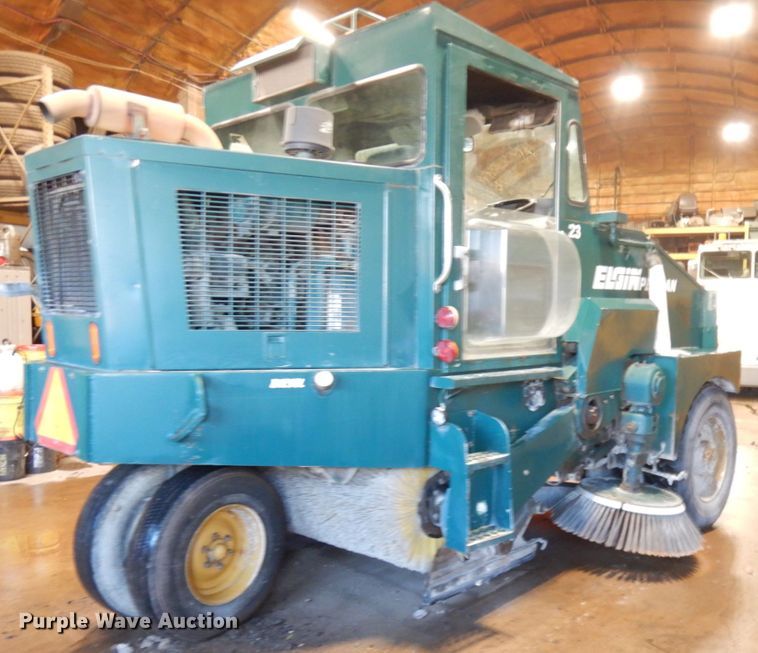 image for item IO9586 Elgin Pelican  street sweeper