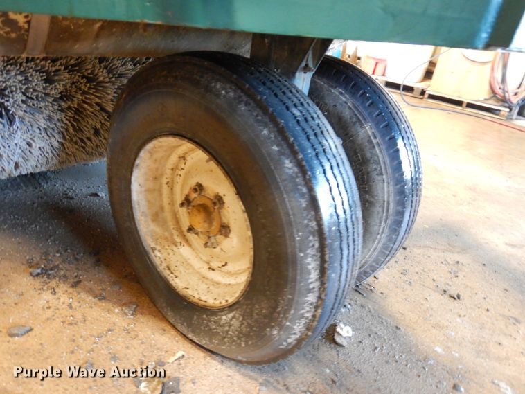 image for item IO9586 Elgin Pelican  street sweeper