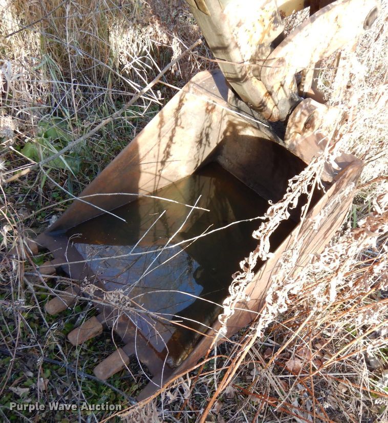 image for item IO9587 1986 Caterpillar 416  backhoe