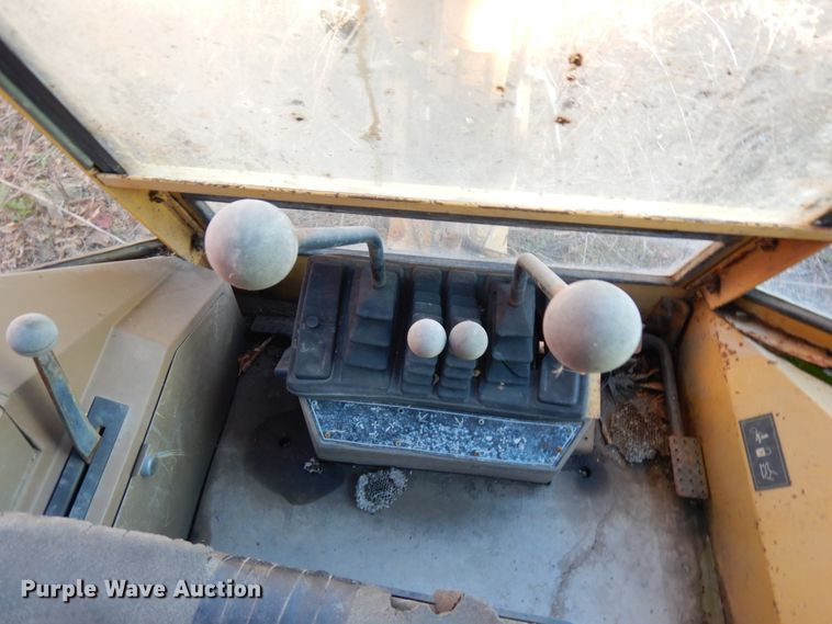 image for item IO9587 1986 Caterpillar 416  backhoe