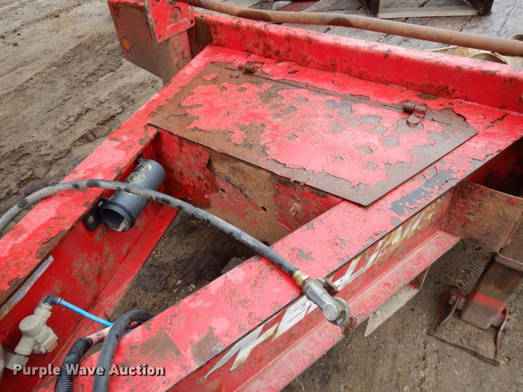 image for item IO9589 2004 Felling FT-50-3 LP  equipment trailer