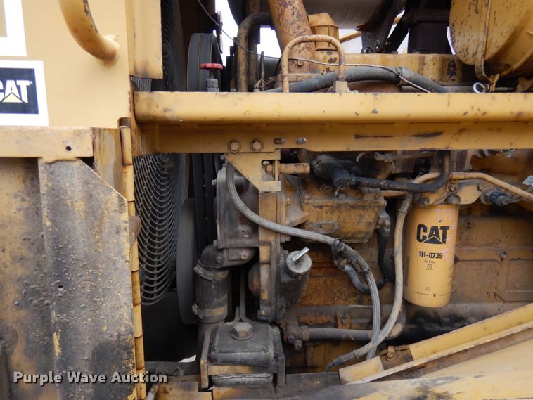 image for item IO9591 1986 Caterpillar 816B  soil compactor