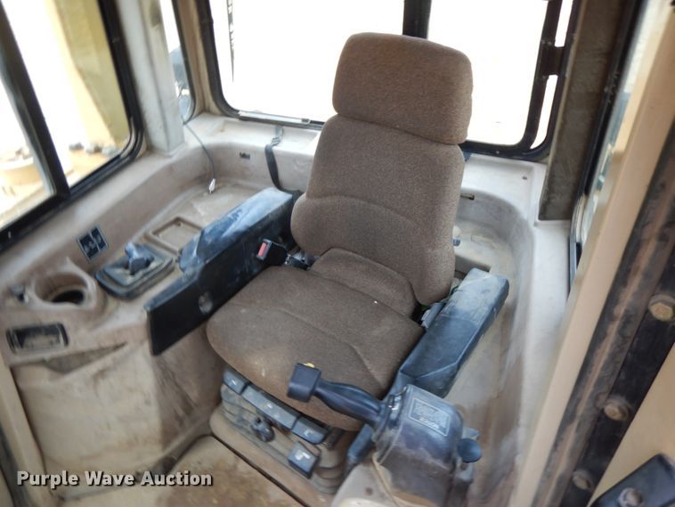 image for item IO9593 1997 Caterpillar D6R LGP  dozer