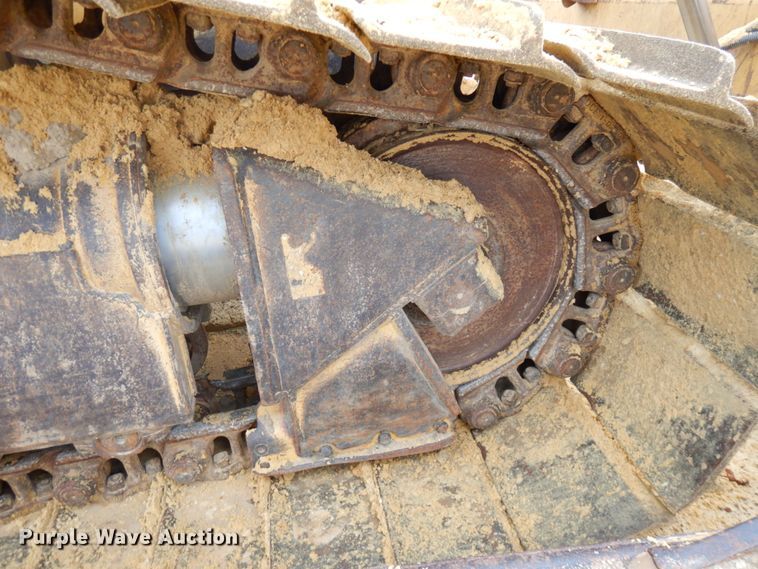 image for item IO9593 1997 Caterpillar D6R LGP  dozer
