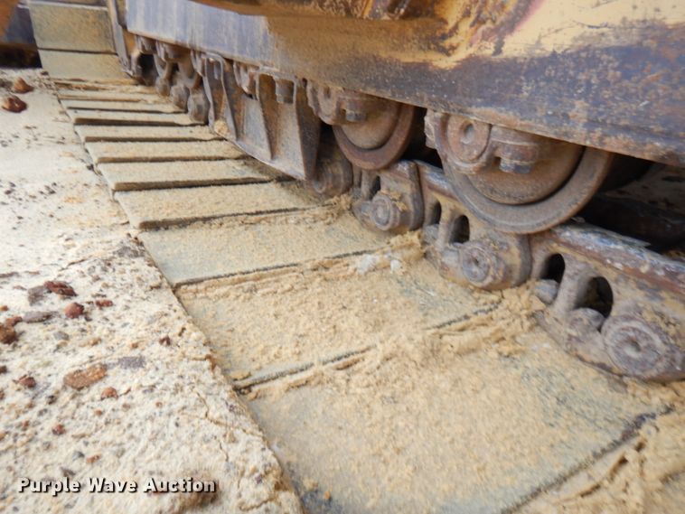 image for item IO9593 1997 Caterpillar D6R LGP  dozer