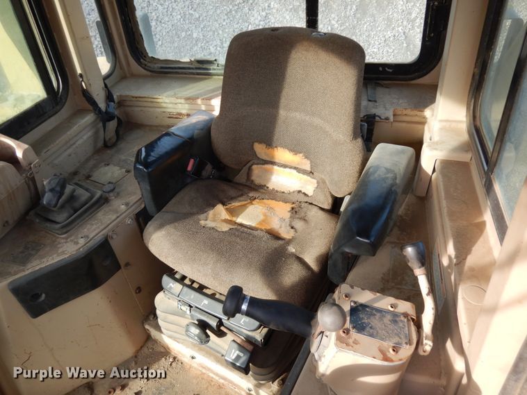 image for item IO9606 1997 Caterpillar D8R  dozer