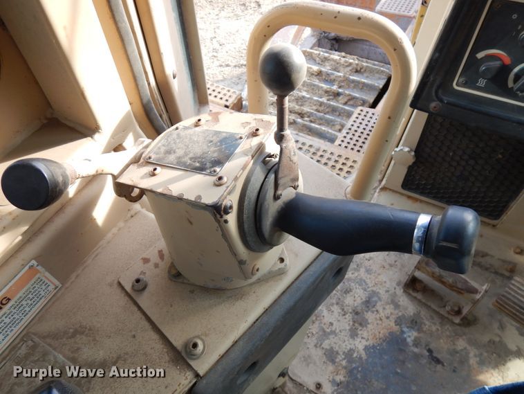 image for item IO9606 1997 Caterpillar D8R  dozer